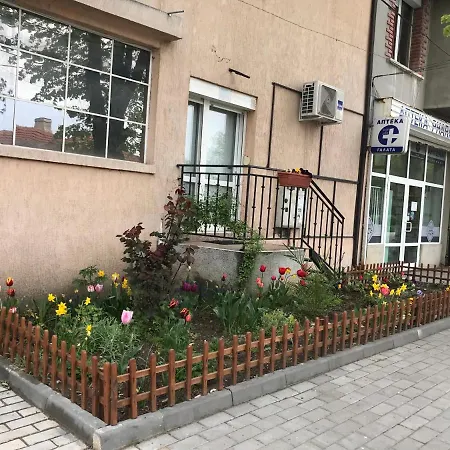 Ssenyange Гостевой дом 3*